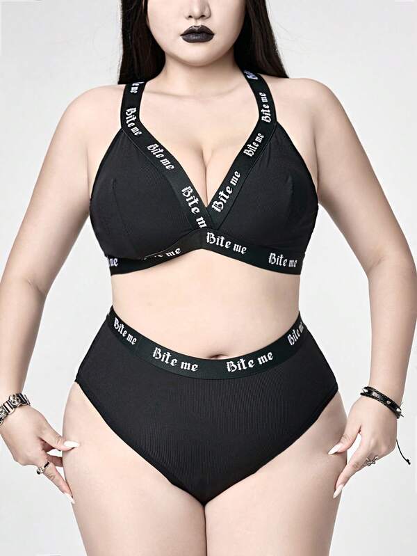 Dark Gothic Wireless Criss-Cross Strap Plus Size Bra Set