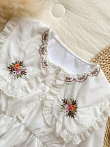 SHEIN Vintaside Kids 女童优雅白色长袖连衣裙，花卉刺绣领口，合身廓形展现甜美优雅，适合外出、休闲穿着和派对 - 白色 - 查看 4