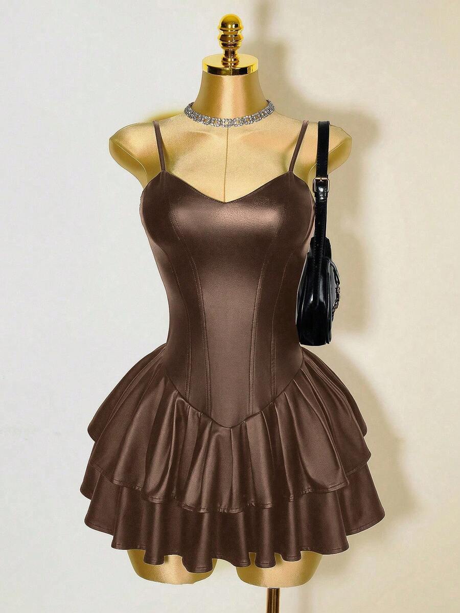 Mistrie Trang phục đen gợi cảm cho nữ, váy xếp ly không đối xứng bằng da PU, áo nịt eo, viền bèo nhún - Màu Khaki - Xem 1