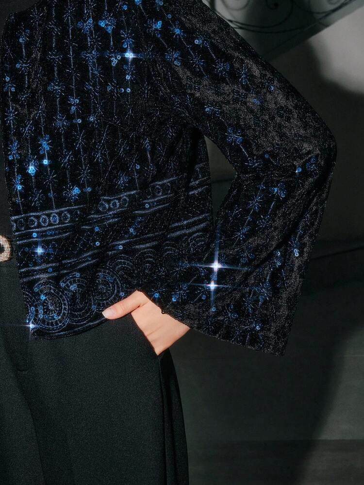Women's Elegant Velvet Embroidered Beaded Party Round Neck Flare Sleeve Jacket, Autumn