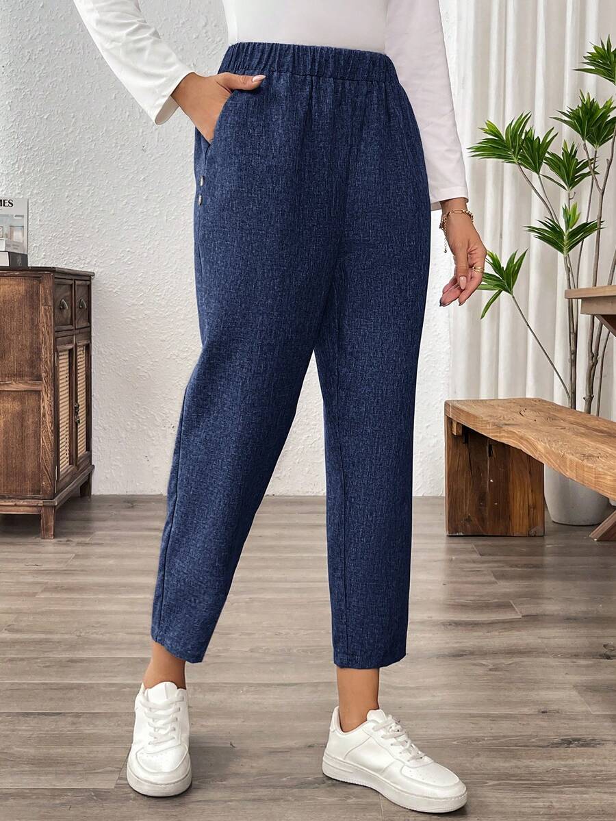 EMERY ROSE 女士编织纹理纽扣装饰口袋七分裤，休闲优雅 - 藏蓝色 - 查看 1