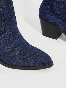 Daringsoles Women's Fashionable Retro Chunky Heel Mid-Calf Boots For Christmas - Navy Blue - View 8