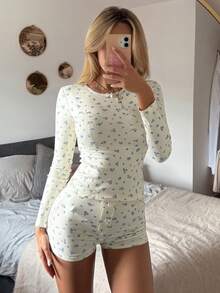 DAZY 碎花修身长袖上衣和短裤女士睡衣套装，秋冬服装 - 白色 - 查看 3