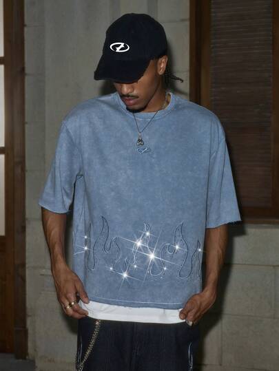AXEPEAK Rhinestone Decor Flame Print Round Neck Short Sleeve Casual T-Shirt