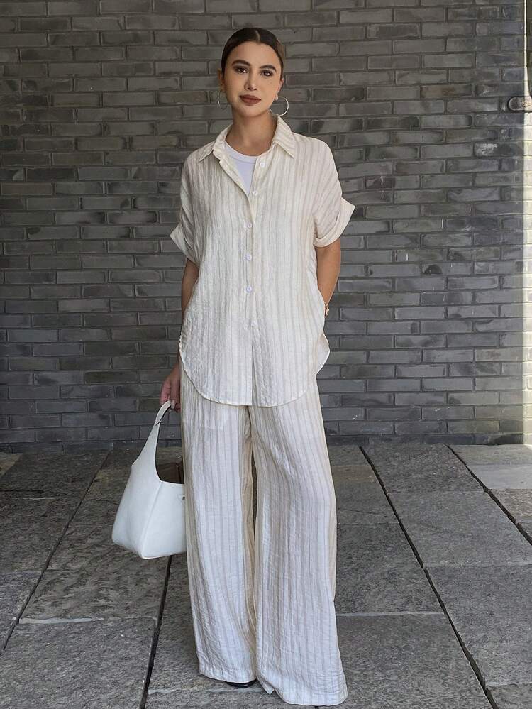 Women's Striped Fabric Short Sleeve Shirt And Straight Leg Pants 2 Pieces Casual Vacation Outfit