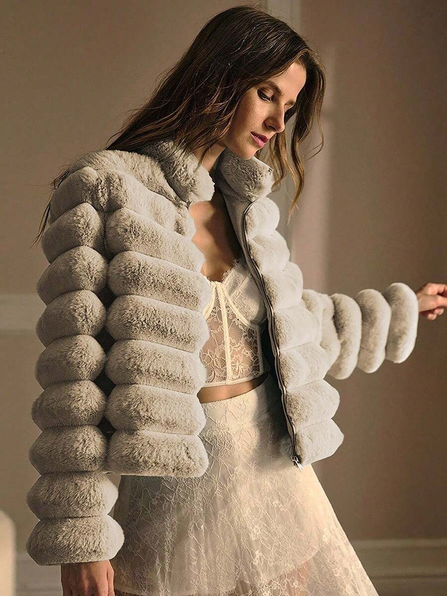 MOTF PREMIUM ZIP UP RIBBED FAUX FUR COAT - Apricot - View 1