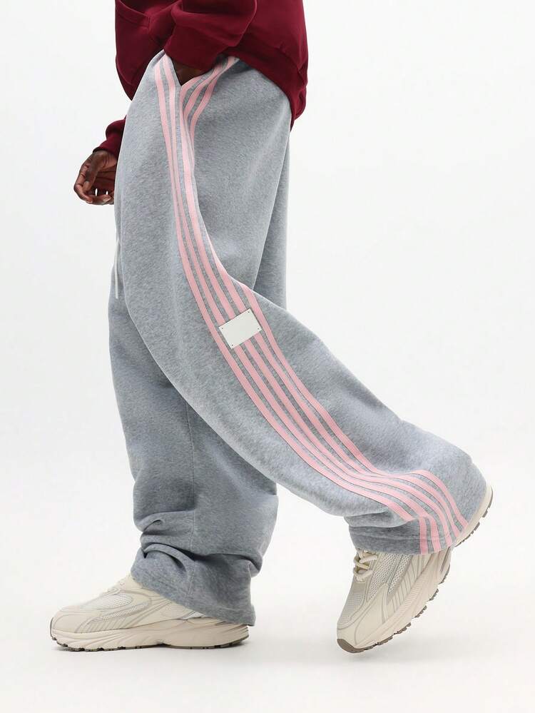 Loose Sweatpants With Contrast Side Stripes