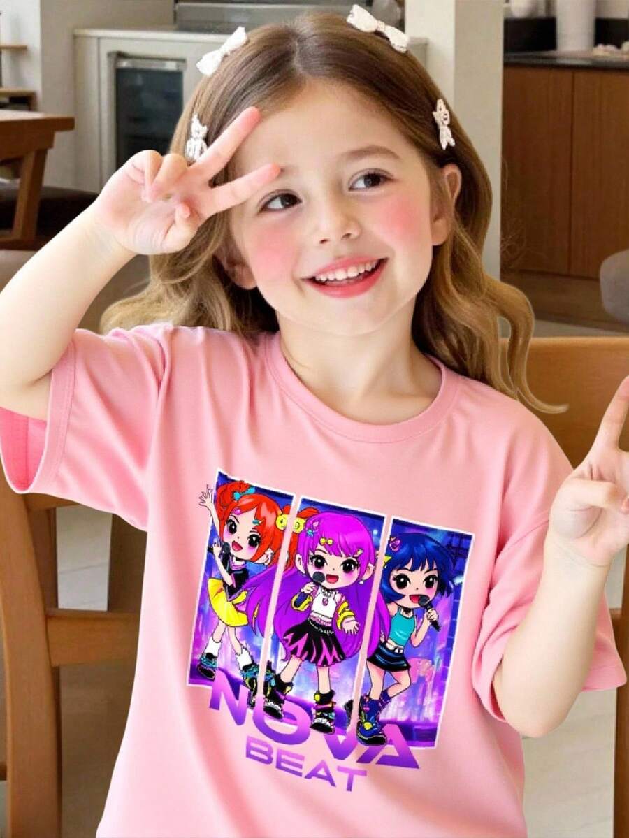 T-shirt décontracté à col rond et manches courtes avec imprimé graphique "Witch Hunter" KPOP. Confortable, doux et agréable à la peance et polyvalent. Convient pour le printemps et l'été.