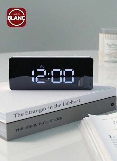 Madebyblanc LED-spegel digital klocka, bakgrundsbelyst sminkspegel väckarklocka, batteri- och plug-in-driven, justerbar ljusstyrka, heminredning, rumsinredning, studentpresenter, fars dag examen födelsedag högtid skoldekor skolöverraskning sovsal dekor tillbaka till skolan
