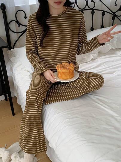 2 件套青少年女孩休闲绿白条纹长袖上衣和裤子睡衣套装，舒适时尚