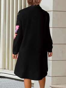 SHEIN LUNE 长袖衬衫领印花装饰年轻女士连衣裙 - 黑色 - 查看 2