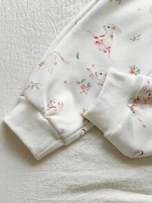 Vintaside Kids 女童春秋圆领长袖清新休闲数码印花上衣搭配休闲百搭裤套装，适合露营、度假或温和天气的日常休闲穿着 - 白色 - 查看 6