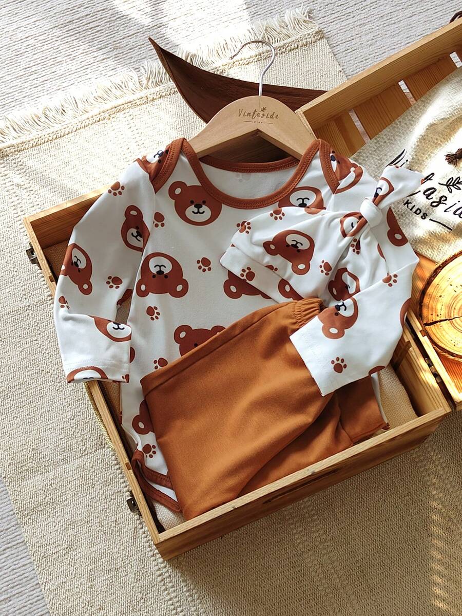 Vintaside Kids 2 件套男婴秋季新款 2025 可爱熊印花翻领长袖连体衣和宽松裤子套装 + 帽子，休闲舒适服装 - 彩色 - 查看 1