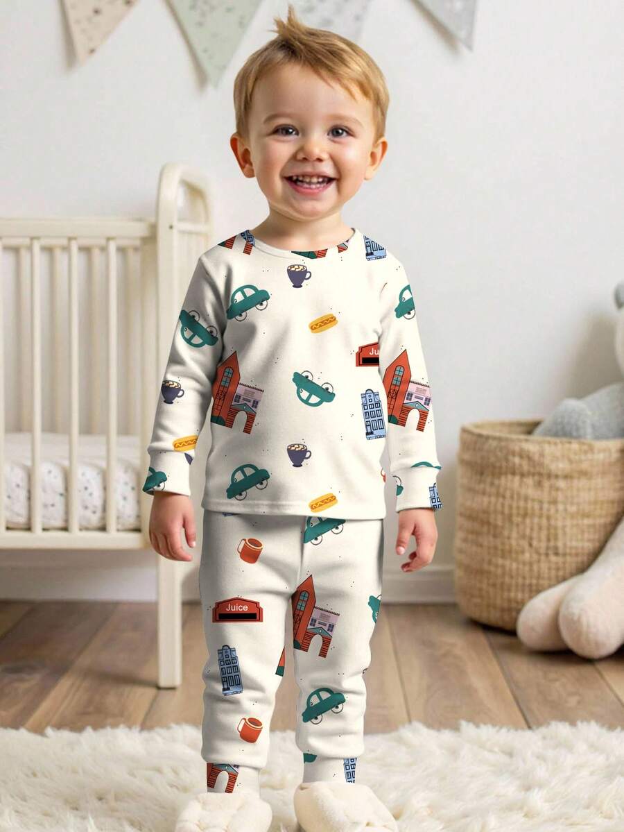SHEIN 年轻男孩休闲简约经典可爱时尚汽车、建筑印花修身圆领长袖睡衣套装，舒适贴身，适合秋冬季