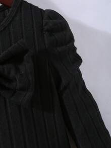 Girls Casual Minimalist Round Neck Raglan Long Sleeve Short Solid Color 3D Bow Knit Flower T-Shirt Paired With High Waist Long Flared Solid Color Fuzzy Ribbed Pants Set, Fashionable Autumn/WinterTwo Piecese Outfit For Girls - Black - View 5