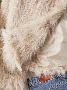 SHEIN 少女休闲优雅毛绒夹克，领口设计，3 颗隐形纽扣，适合秋冬场合，如上学、聚会、散步、通勤，可搭配长袖、毛衣、裤子