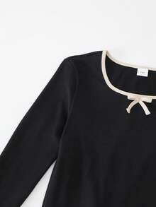 少女单件式方领蝴蝶结装饰撞色喇叭袖中长款加厚牛奶丝双面磨毛连衣裙，适合日常穿着、生日、派对等各种场合，适合13-16岁女孩，秋冬季款式。 - 黑色 - 查看 5