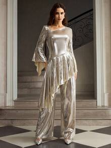 ZEYLAH 金属喇叭袖不对称荷叶边下摆上衣和裤子 - 銀色 - 查看 1