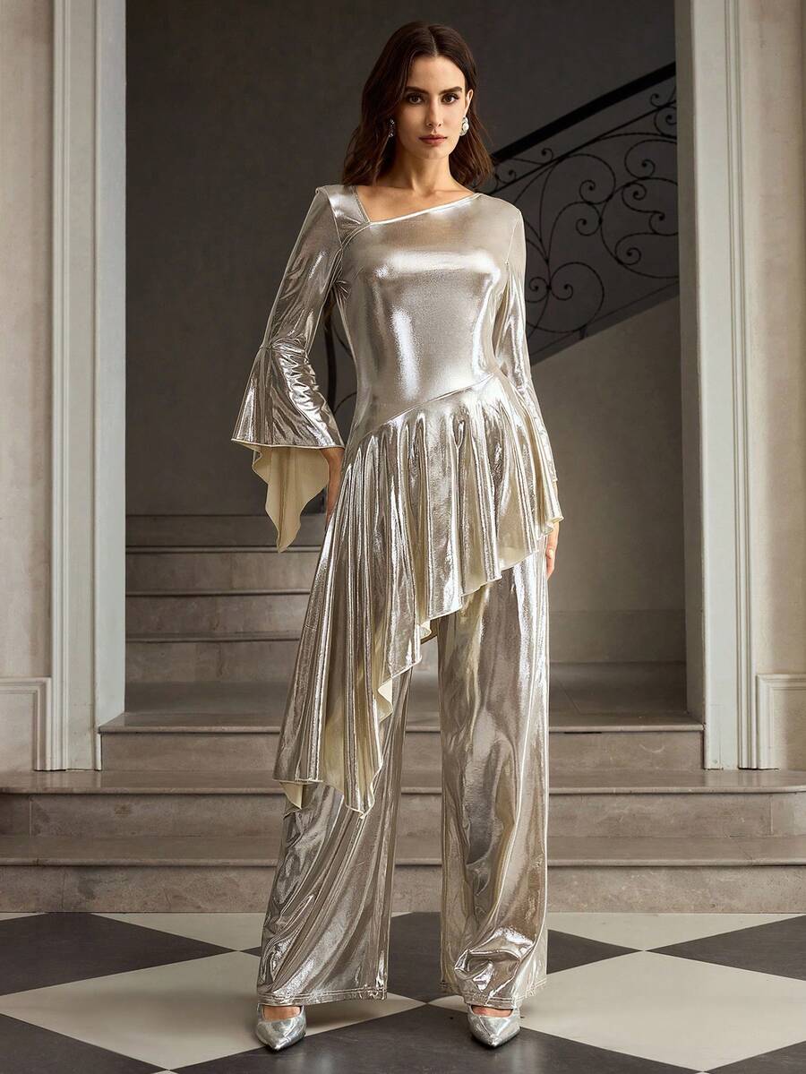ZEYLAH 金属喇叭袖不对称荷叶边下摆上衣和裤子 - 銀色 - 查看 1