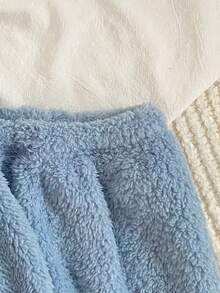 SHEIN Set Pakaian Tidur Anak Perempuan Lembut dan Mewah, Gaya Putri Biru dengan Hiasan Renda Bunga Putih, Set Piyama Malam Musim Gugur, Set Santai Balita untuk Ulang Tahun ke-7 - Biru - View 5