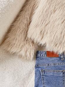 SHEIN 少女休闲优雅毛绒夹克，领口设计，3 颗隐形纽扣，适合秋冬场合，如上学、聚会、散步、通勤，可搭配长袖、毛衣、裤子