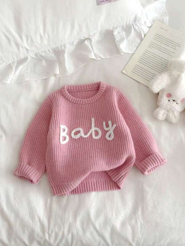 SHEIN Vintaside Kids كنزة صوفية بولوفر وردية مطرزة للرضع والأطفال الصغار، مناسبة للربيع والخريف، ويمكن ارتداؤها كقطعة طبقية في الشتاء البارد. التطريز الراقي يضيف سحرًا جذابًا وممتعًا. مناسبة للتجمعات العائلية، وعيد الهالوين، ورأس السنة، وعيد الشكر، وعيد الميلاد، وعيد الفصح، واليوم الوطني، والحفلات، وليلة رأس السنة