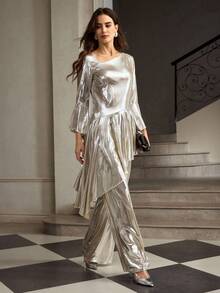 ZEYLAH 金属喇叭袖不对称荷叶边下摆上衣和裤子 - 銀色 - 查看 5