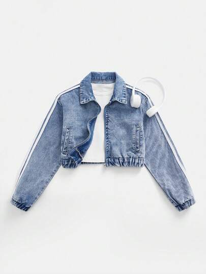 青少年女孩运动牛仔夹克和外套，拉链前襟，罗纹袖口设计，实用口袋，浅蓝色水洗，弹性下摆防风。返校运动学院户外休闲风格，百搭时尚必备，全年秋冬必备