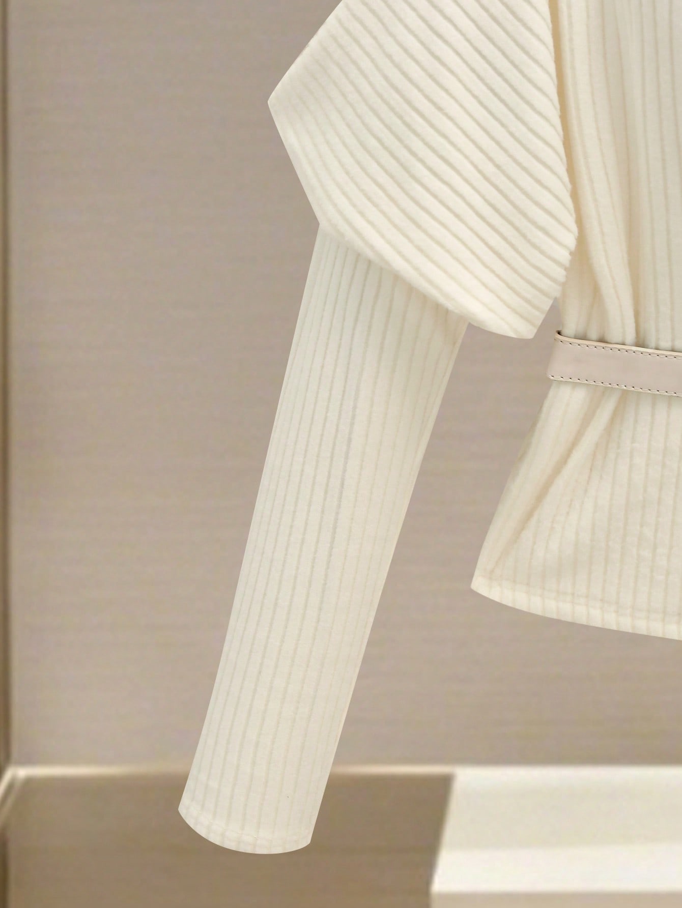 GlowEve قميص تي شيرت أنيق بلون أحادي للنساء للتنقل...