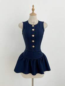 Flirla Conjunto de 2 piezas de chaleco ajustado con cuello redondo, botones metálicos decorativos y falda mini con volantes en laBottomr en tela vaquera azul marino. Elegante para la oficina, maestros, escuela, citas, uso diario, otoño/invierno - Azul Marino - Ver 6