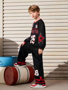 Popeye X SHEIN Set de sudadera de cuello redondo de manga larga con bloqueo de color, estampado de letras y estrellas, y pantalones para niño preadolescente informal, 2 piezas - Negro - Ver 3
