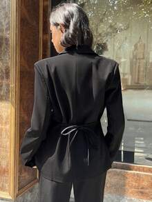 Chiquease 女士时尚百搭通勤系腰西装外套 - 黑色 - 查看 2