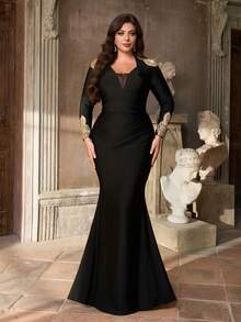 Aureia Plus Size Elegant Romantic Deep V-Neck Long Sleeve Luxury Beaded Floral Decor Waist Ruched Mermaid Hem Formal Gown (Heavily Embellished Design) - Black - View 6