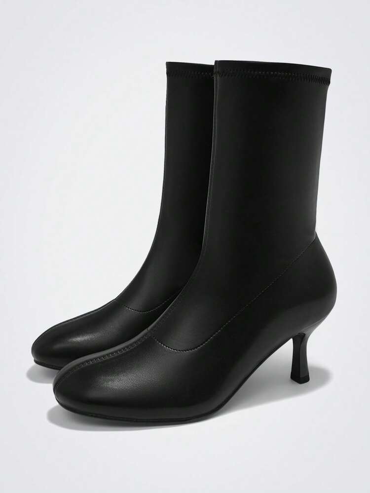 Modische runde Zehenpartie, niedriger Absatz, lackierter Absatz, lässige Slip-On-Stiefeletten in Schwarz für Damen
