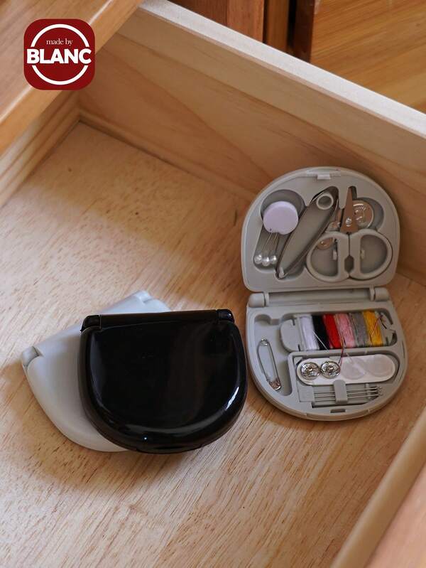 1set Black Compact Mini Sewing Kit