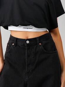 MISSGUIDED Oversized Crop T-Shirt Short Sleeve Boxy Fit Casual Summer Top For Layering And Weekend Wear - Black - View 6