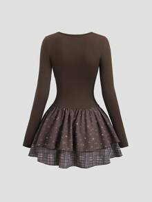 Sweetra 棕色复古花卉拼布荷叶边下摆格子休闲修身长袖女式连衣裙