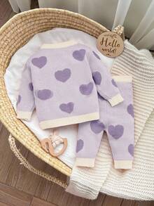 SHEIN 新生女婴可爱百搭针织粉色心形图案长袖毛衣和裤子套装，秋冬 - 淡紫色 - 查看 2