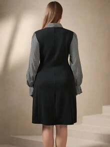 Chikora 大码格子蝴蝶结领长灯笼袖黑色连衣裙，双排扣金属纽扣，优雅学院风秋季连衣裙，适合工作和休闲穿着 - 黑色 - 查看 2