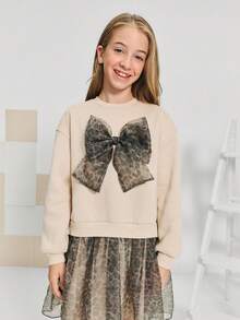 SHEIN Serisse Kids 少女3D豹纹蝴蝶结装饰圆领长袖卫衣裙，搭配全豹纹网纱下摆，适合秋冬季日常穿着 - 杏色 - 查看 4
