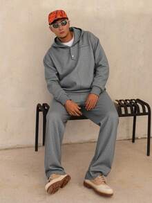 DAZY Men's Solid Gray Thickened Half-Zip Hoodie Set, Autumn/Winter - Grey - View 4