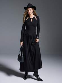 MYSTAURA Minimalist Design Fitted Halter Pearl Chain Long Sleeve Dress For Women - Black - View 1