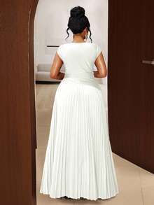 Maweii Plus Size Women Elegant Solid Color Pleated Round Neck Sleeveless Dress - White - View 2