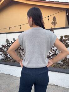 Andrea Bello 女士休闲宽松短袖针织上衣，带小标志刺绣 - 灰色 - 查看 3