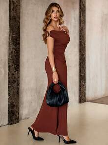 Roveilla 大码女士优雅复古纯色针织露肩无袖长款褶皱收腰修身连衣裙，适合家庭聚会和宴会等场合。 - 咖啡棕 - 查看 3