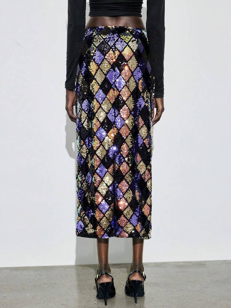 SHEIN Maija Women's Colorful Geometric Sequin Skirt With Elastic Waist Design, Hidden Side Zipper For Easy Wear, High Slit Design To Showcase Elegance And Fashion. Dazzling Geometric Sequin Decor, Suitable For Commuting, Business Casual, Office, Teaching And Other Occasions, Also Perfect For New Year And Other Holiday Gatherings, Shining Elegantly And Easily Becoming The Spotlight. St Patrick's Day Easter Beach Summer Holiday Beach Vacation Summer Going Out Graduation