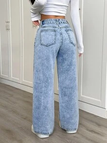 SHEIN PETITE 女士休闲街头风格水钻口袋牛仔裤秋冬派对系列圣诞新年闪亮水钻设计浅蓝色水洗直筒牛仔裤 - 中等水洗藍 - 查看 3