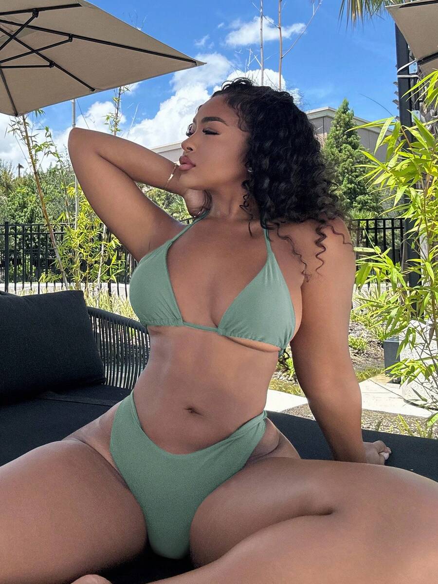 Alexandranx Women Simple Fashion Casual Everyday Swimsuit Set For Summer Beach Vacation - Green - View 1