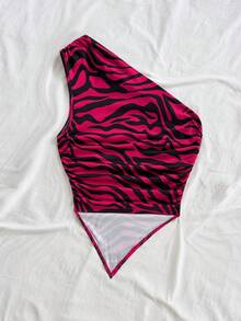 Soleia 夏日假期粉色斑马纹女式不对称下摆不对称肩上衣，Y2K 风格 - 彩色 - 查看 2