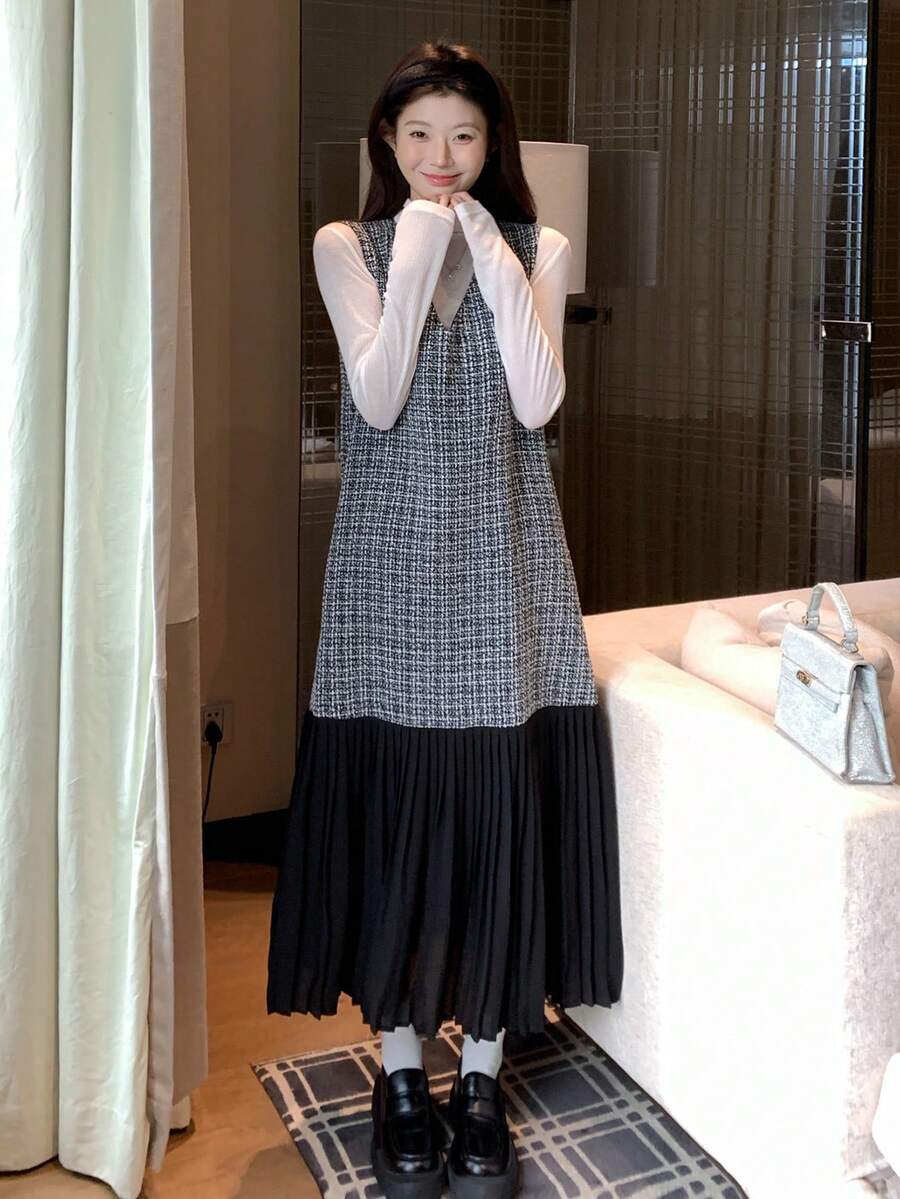 女士V领褶裥拼接中长连衣裙 - 黑色 - 查看 1